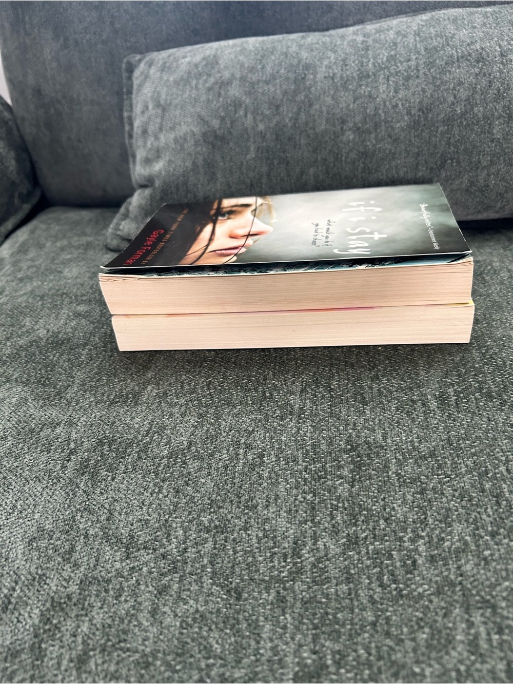 Paperback novels - Picture 3 of 7